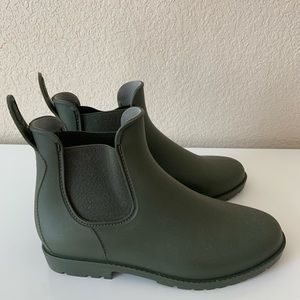 Rain boots